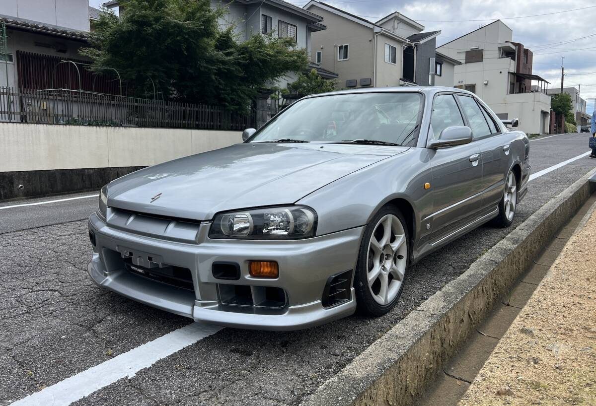 1998 Nissan Skyline
